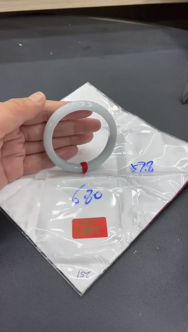 未镶嵌手镯翡翠翡翠手镯