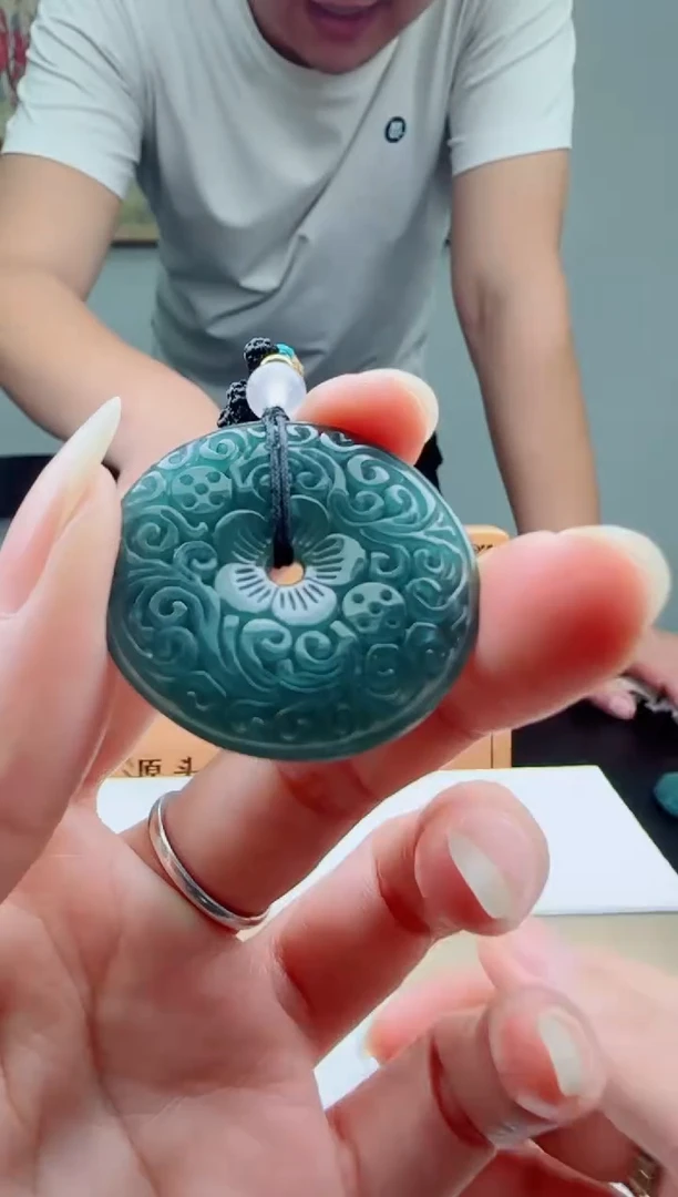 翡翠未镶嵌颈饰多样式发货一件发货