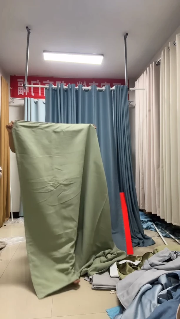 布宽2.7高度1.9雪尼尔