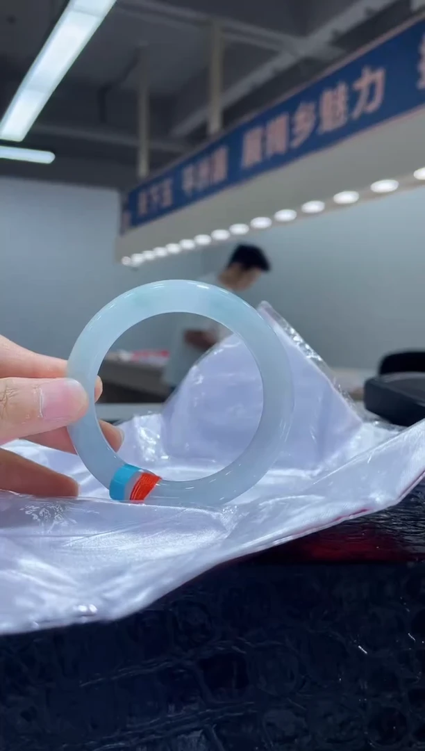 未镶嵌手镯翡翠  4