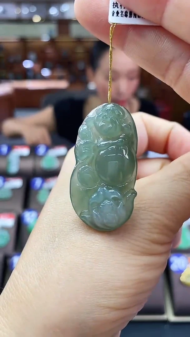翡翠未镶嵌项链佛公