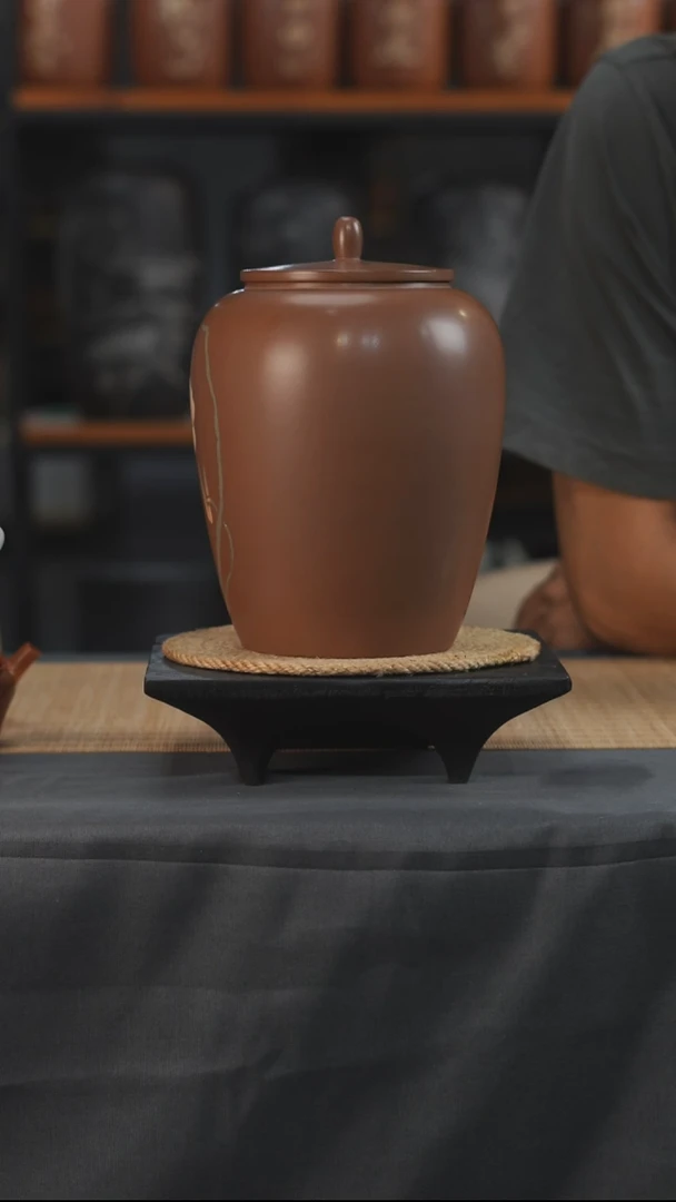 云水山涧建水紫陶微瑕357g醒茶罐 M7羊肝色 021