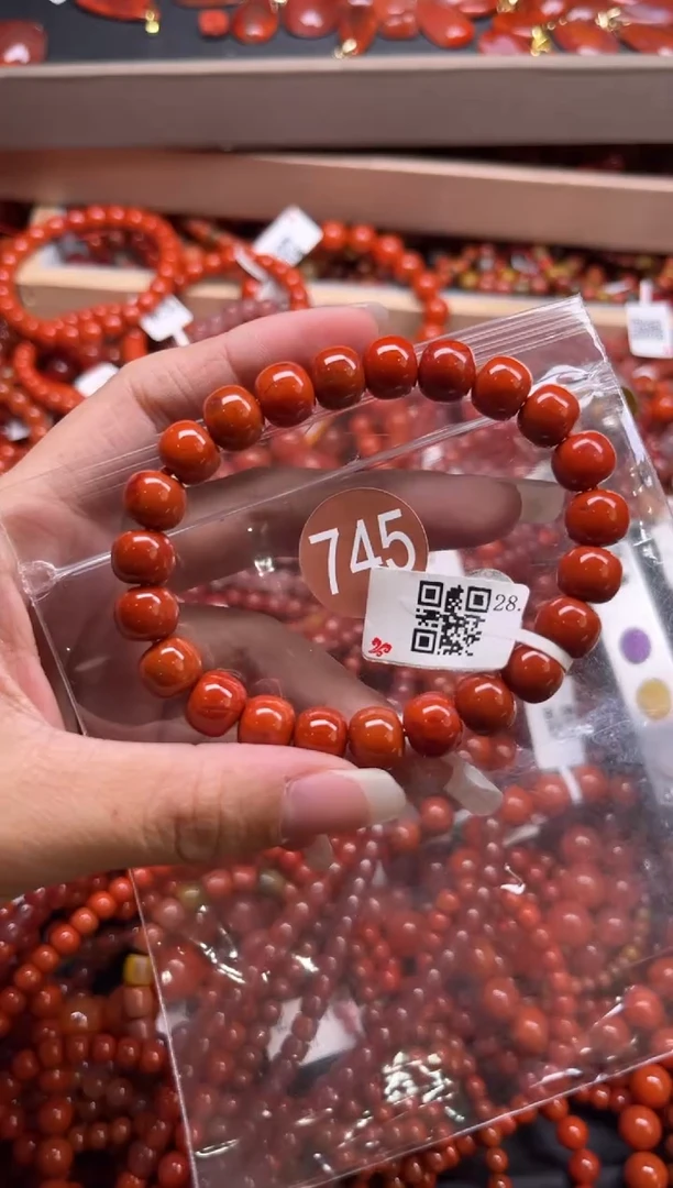 南红玛瑙未镶嵌珠宝奇石745-9