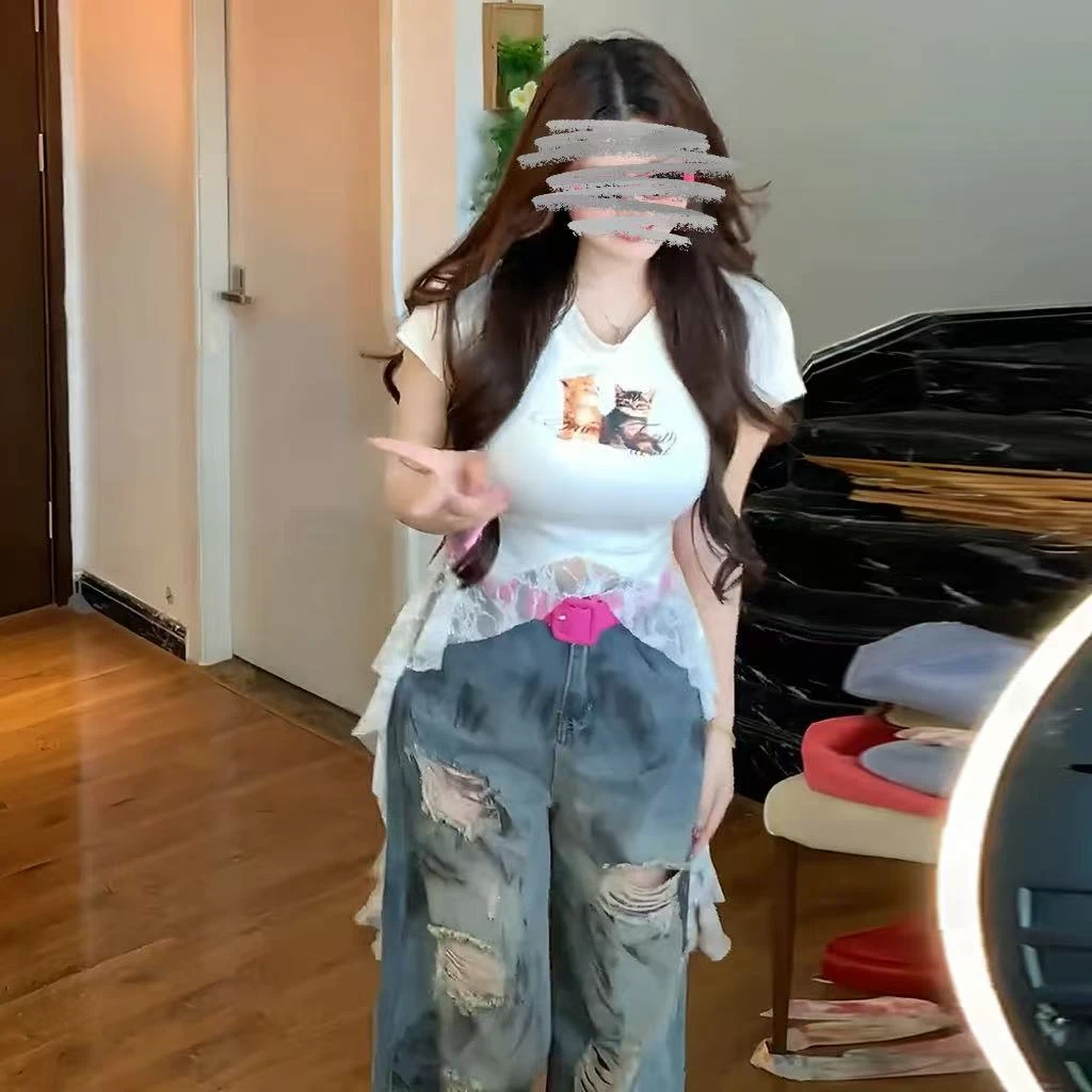 夏季软蕾丝拼接不规则卡通图案圆领T恤