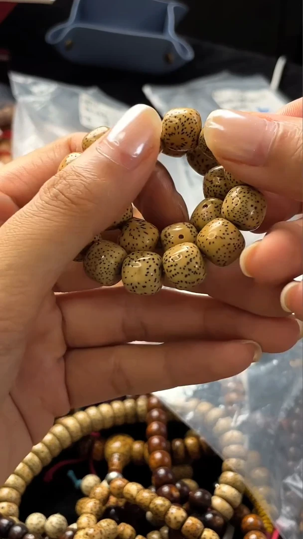 手串星月菩提精工级陈籽桶珠11*10手串
