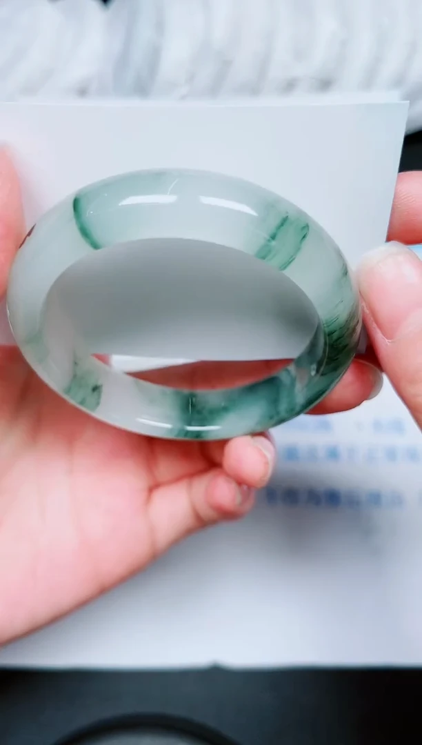 【闪购商品】石英质玉手镯未镶嵌264