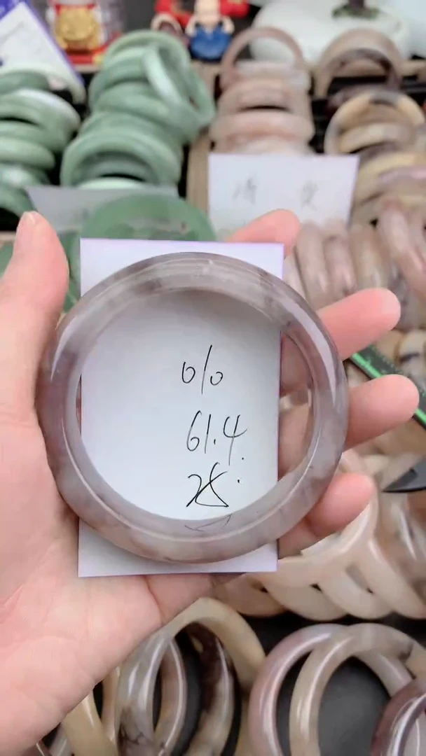 未镶嵌手镯石英质玉010