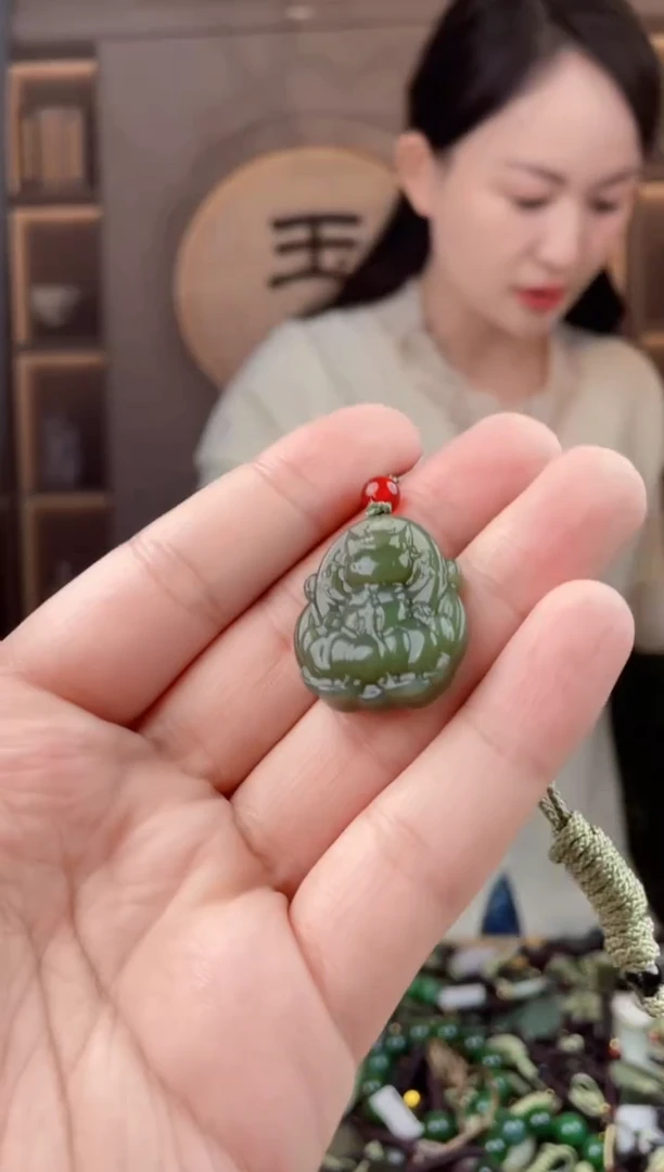 颈饰未镶嵌和田玉拍一发一，多样性发货