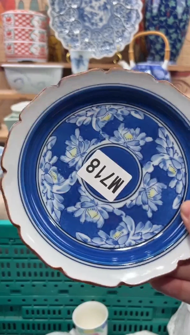 瓷片T****️瓷片------M718