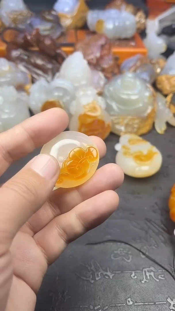 【闪购商品】玛瑙/玉髓吊坠未镶嵌1