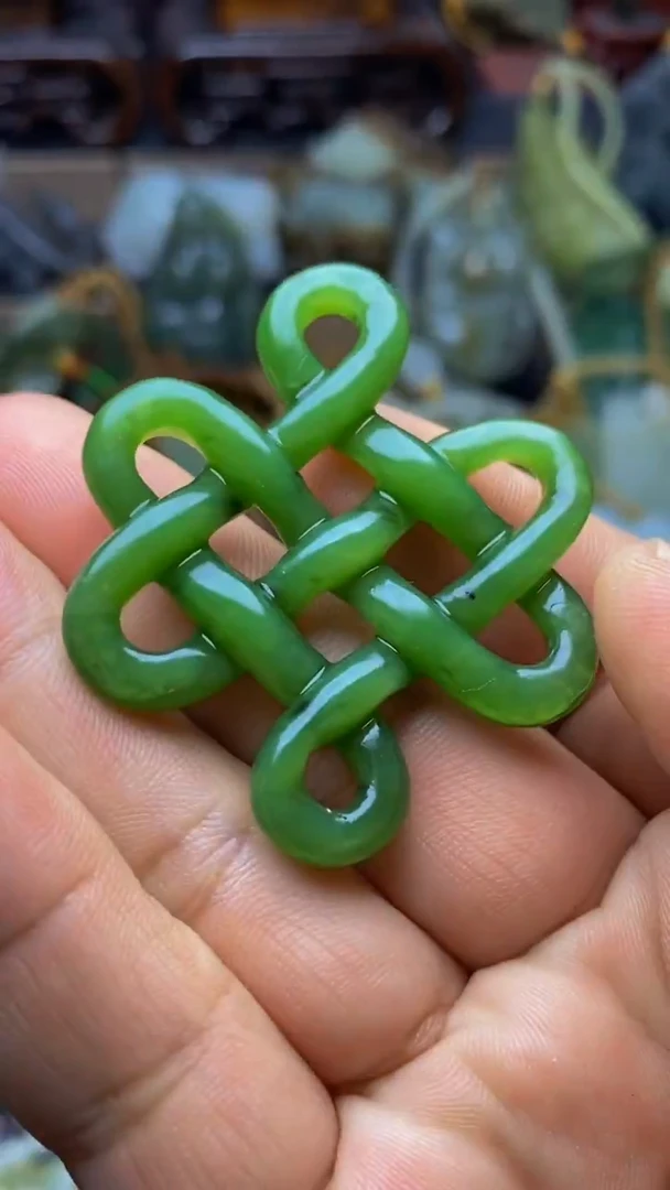 未镶嵌和田玉挂件1