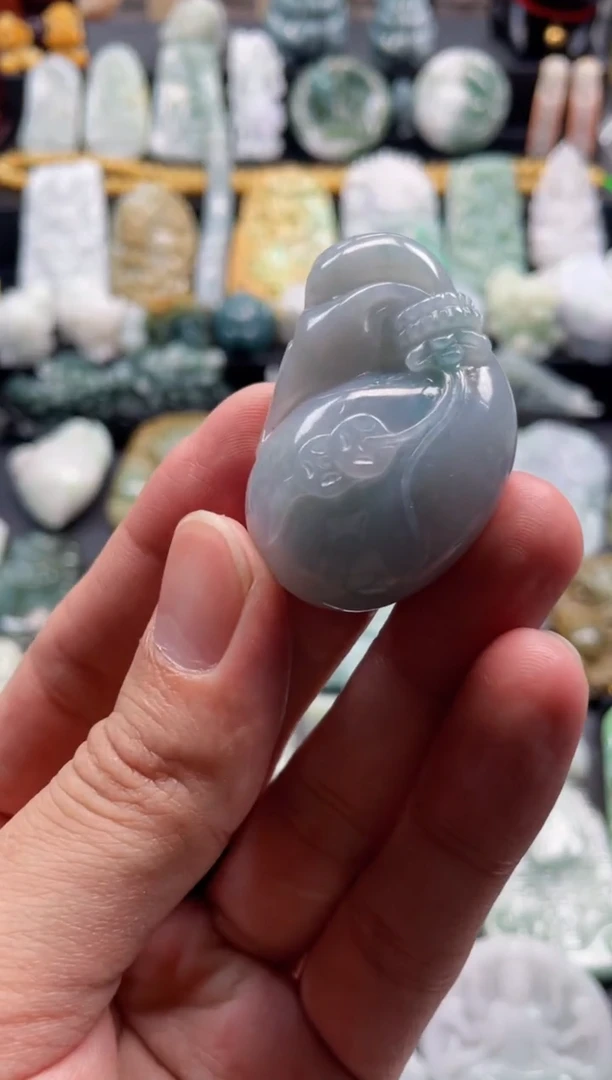 颈饰未镶嵌翡翠27  天然翡翠a货  钱袋