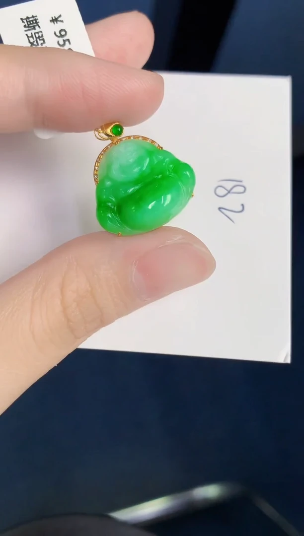 颈饰18K金镶嵌翡翠天然翡翠缅甸A货