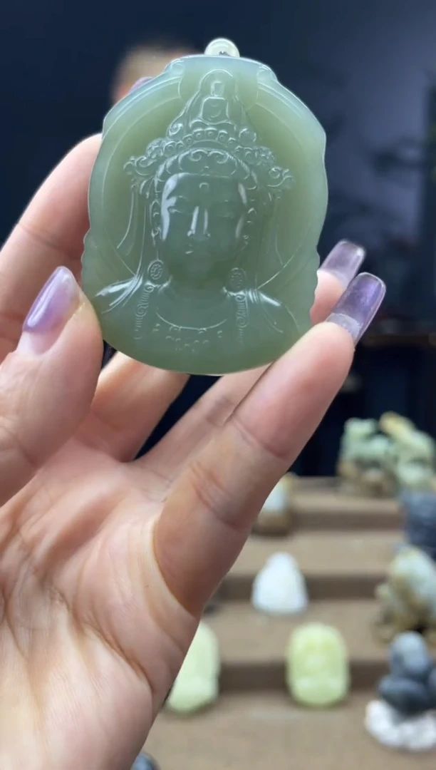 颈饰未镶嵌和田玉1