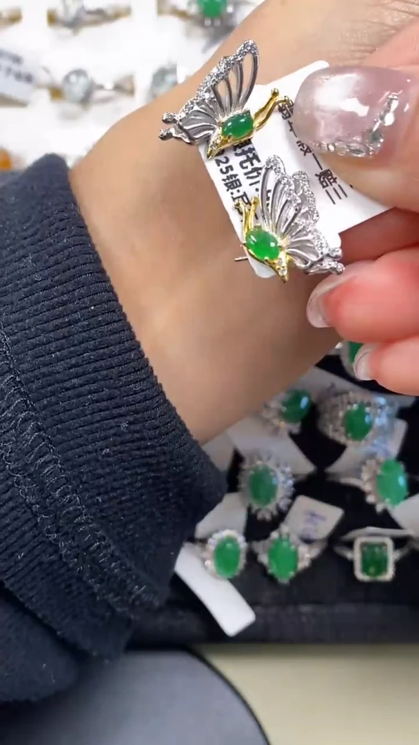 【闪购商品】翡翠戒指银S925镶嵌9483