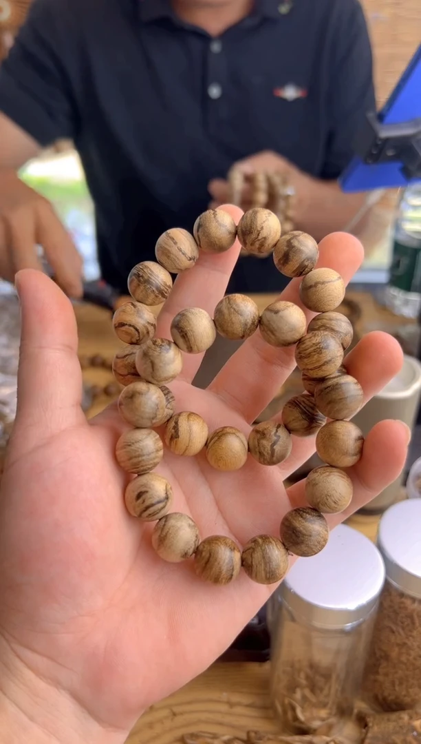 手串沉香沉香菩萨棋1.4圆珠单圈15克多样性发一