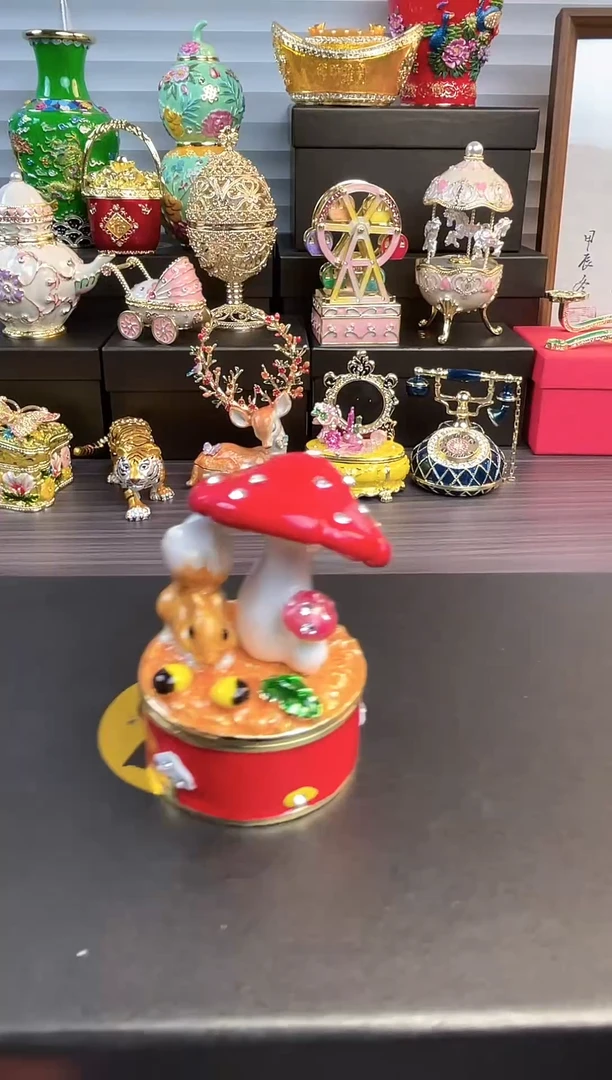 摆件七宝烧珐琅彩摆件  首饰盒   松鼠蘑菇