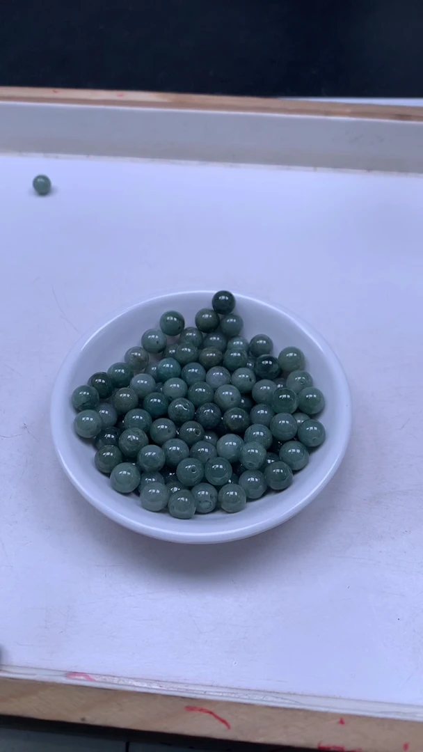 未镶嵌翡翠手饰A20271 翡翠 油青8mm10个8元