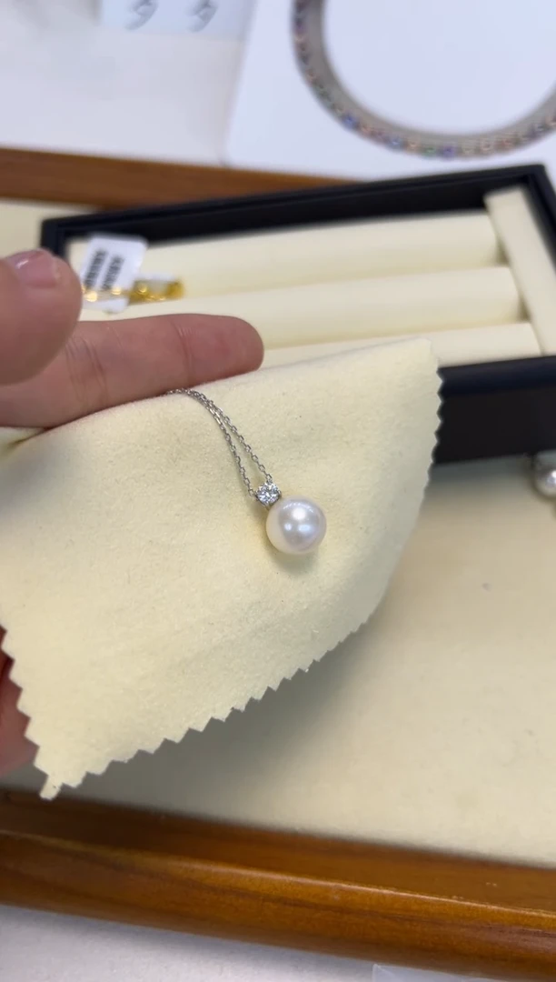 颈饰银S925镶嵌淡水珍珠福利