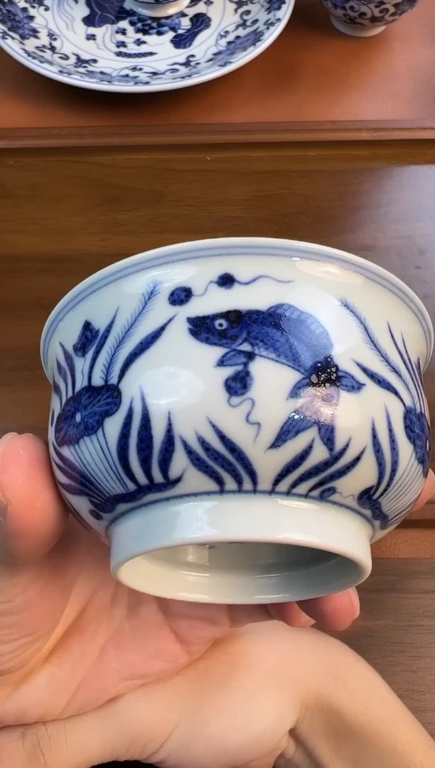 问青坊纯手工手绘青花鱼藻柴窑炉式杯