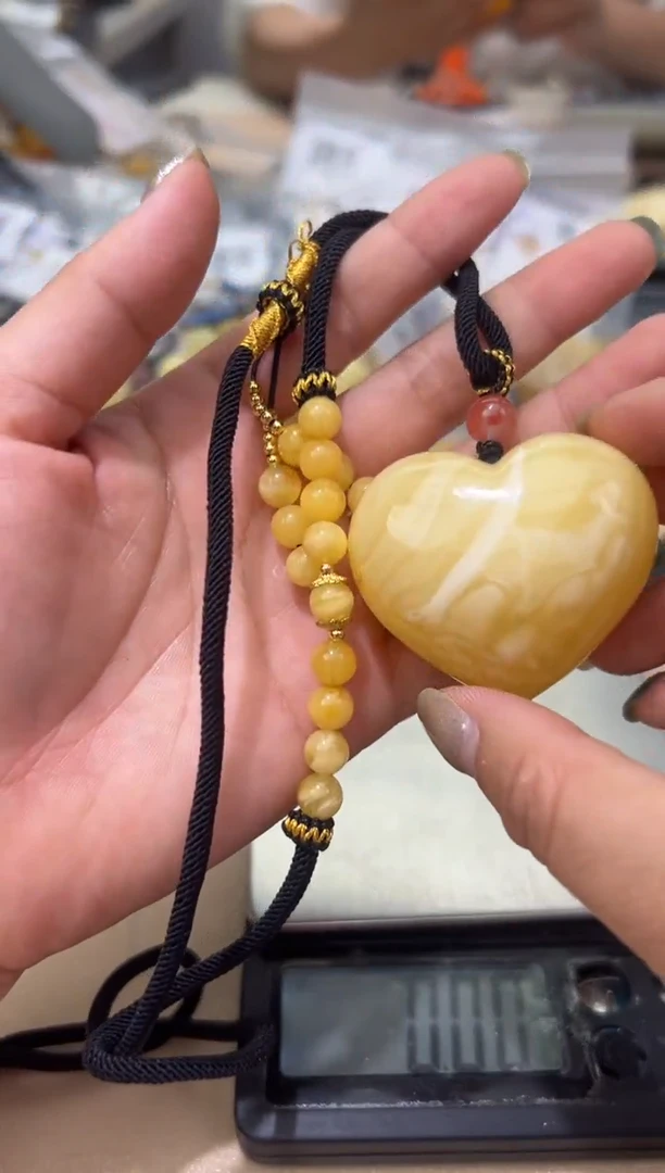 未镶嵌蜜蜡裸石蜜蜡吊坠