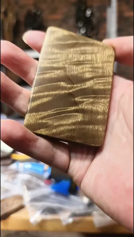 金丝楠无事牌手把件