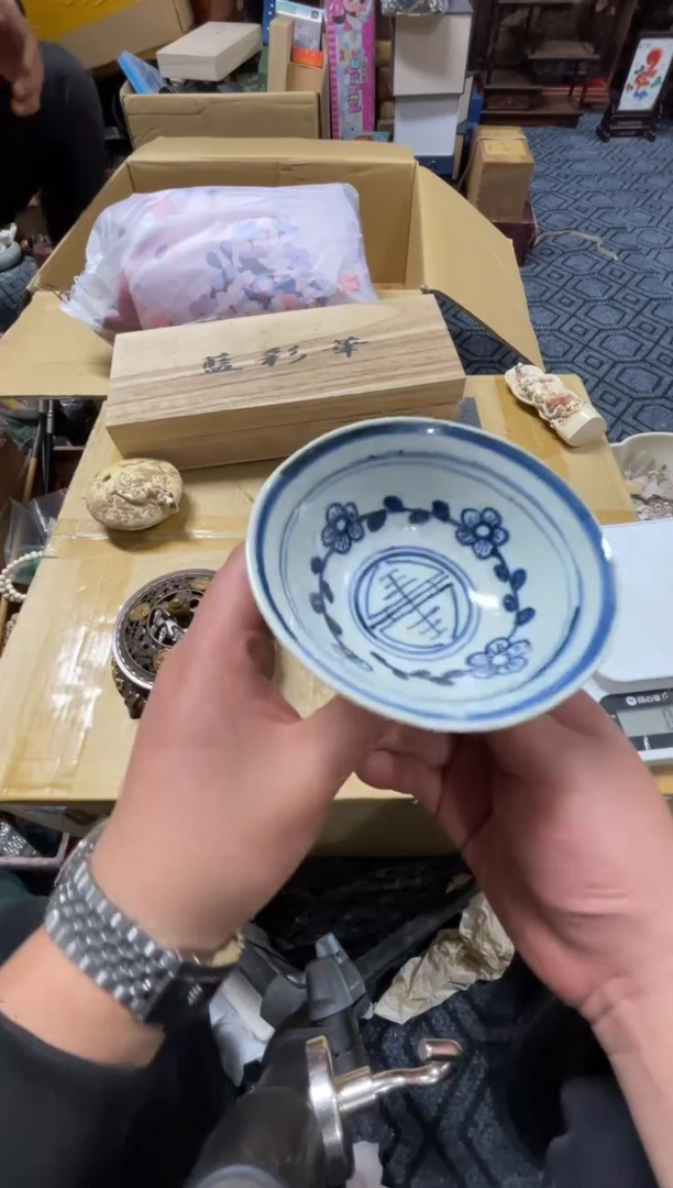 1j***u精品瓷一物一拍定闪