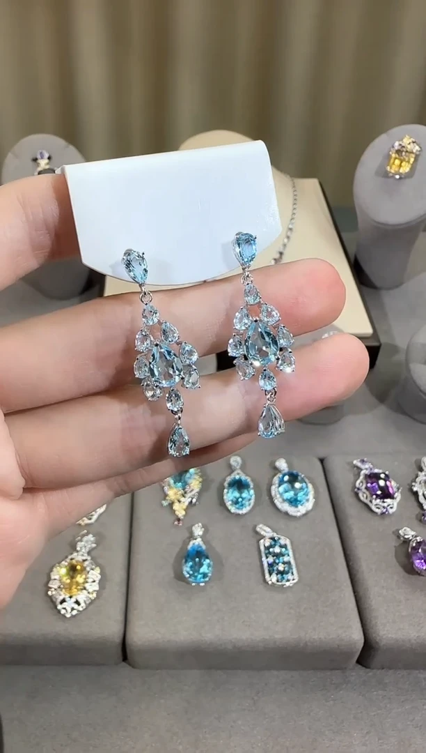 银S925镶嵌托帕石耳饰9*7mm耳坠水滴设计款