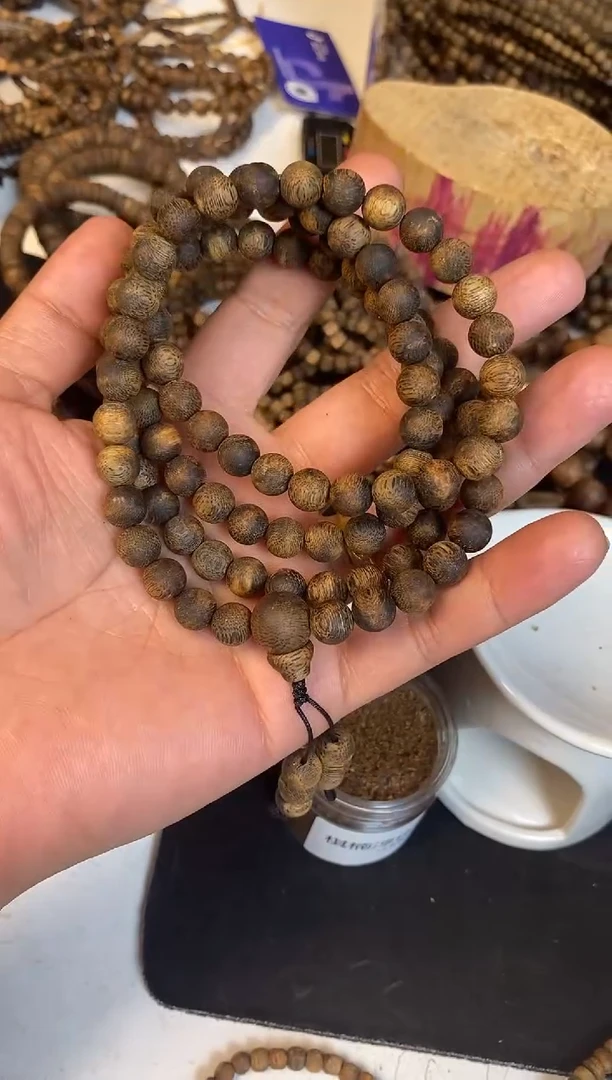 沉香手串三*喵海南一代老料08圆珠多圈手串31多样性发一