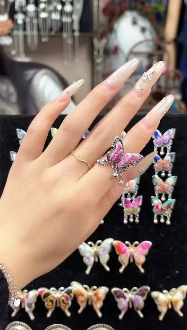 织绣民族风非遗老绣苗银饰品401