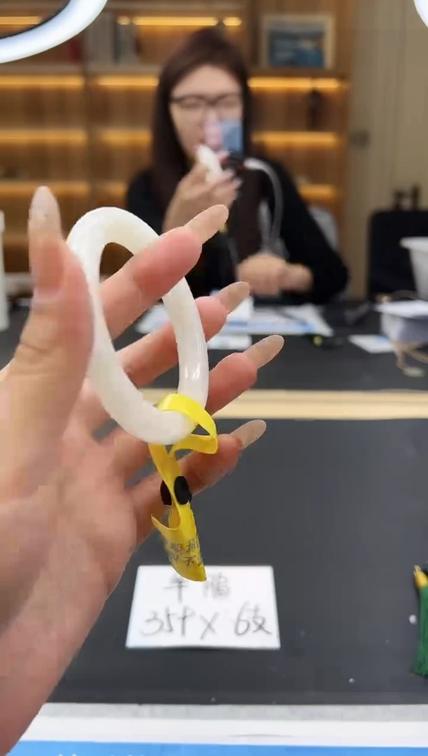 未镶嵌手镯和田玉HT19-54.4