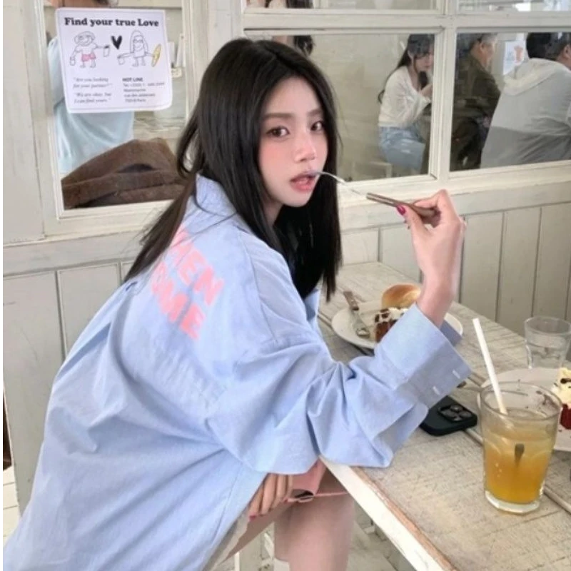 蓝色印花衬衫女2025夏季新款设计感宽松衬衣防晒长袖上衣外套薄款