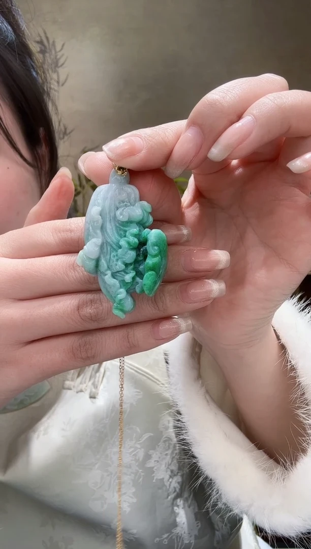 【闪购商品】翡翠颈饰未镶嵌吊坠