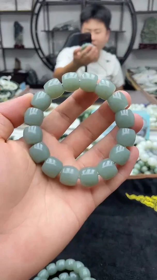 未镶嵌手串和田玉且末迪克兰天空蓝14直切