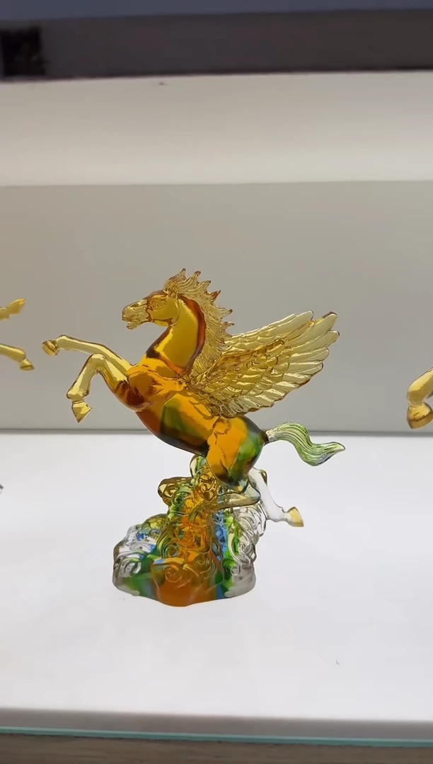 手工艺品琉璃飞天马19厘米