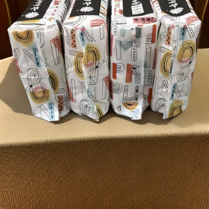 385便携式家用卫生湿巾（保质期至27.2.15）