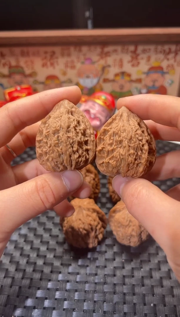 把件文玩核桃塔尖33+