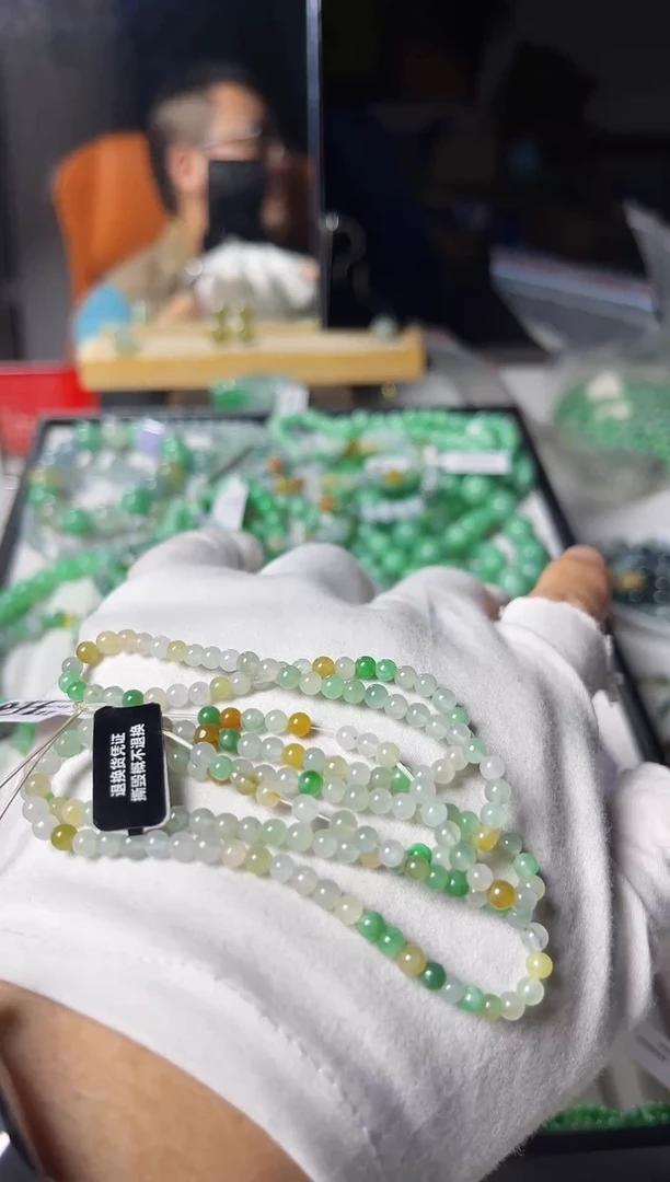 散珠翡翠翡翠手串卡3+