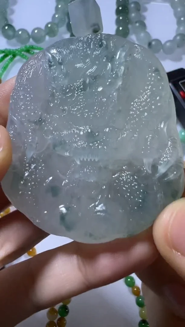 未镶嵌定制翡翠龙牌