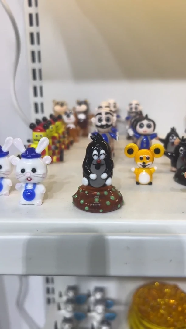 手工艺品琉璃鼹鼠+土堆