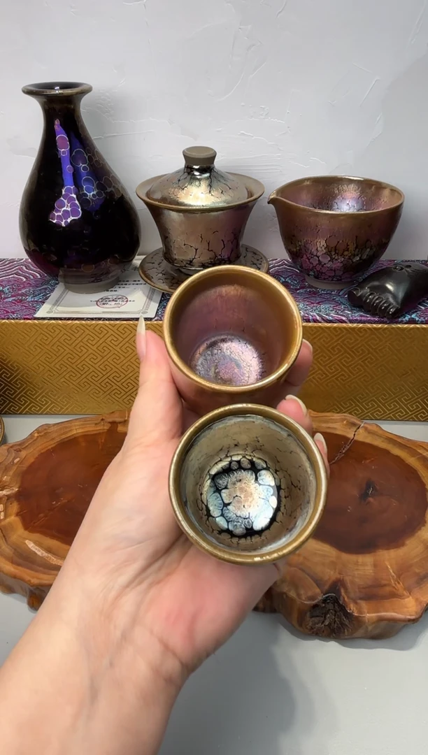 茶盏2只扳指，闪购前已告知瑕，付款表示已知晓