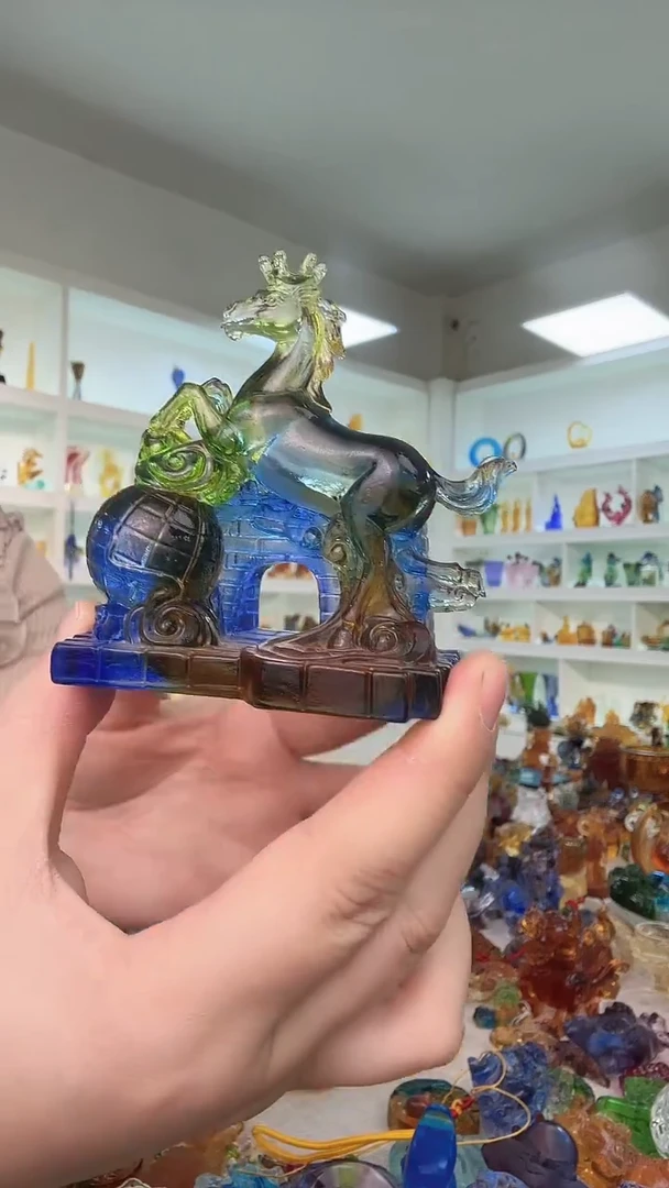 手工艺品琉璃马到成功