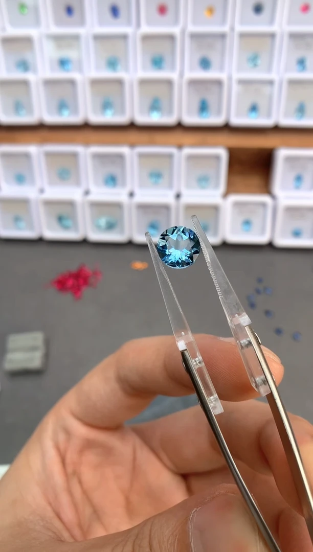 未镶嵌裸石定制海蓝宝石2.54ct 超圣
