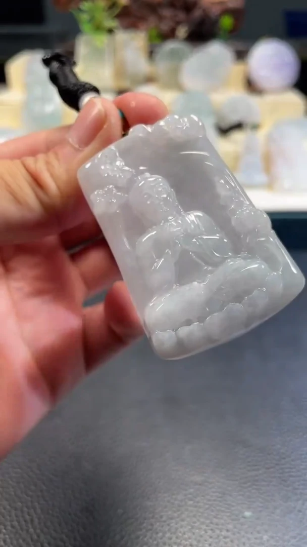 颈饰未镶嵌翡翠10/04/079