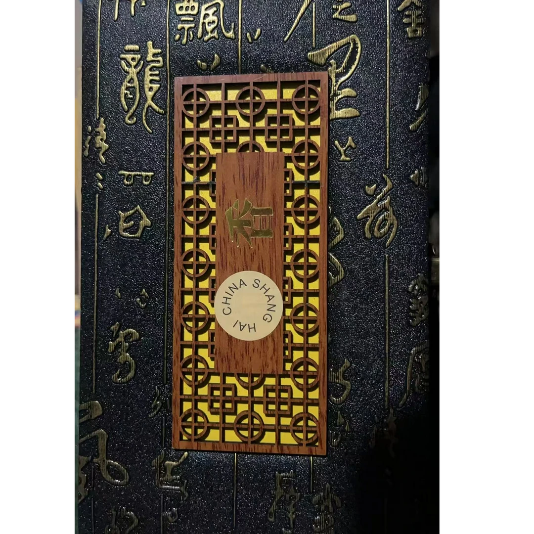 精品摆件好漂亮皮盒沉