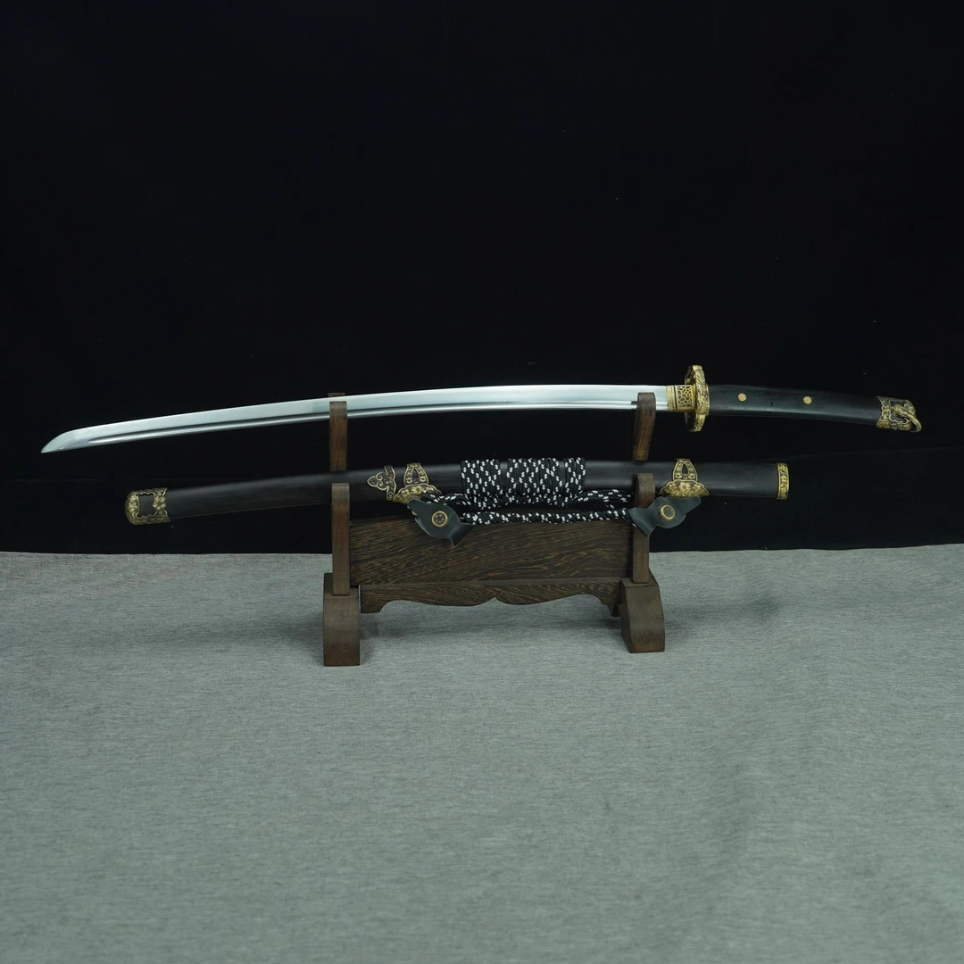 [绝恋武士]龙泉古法送礼收藏刀剑高性能锰钢锻打宝剑未开刃