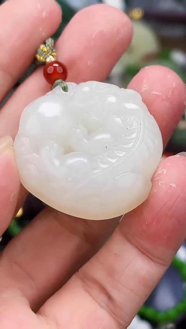 和田玉未镶嵌颈饰拍一发一