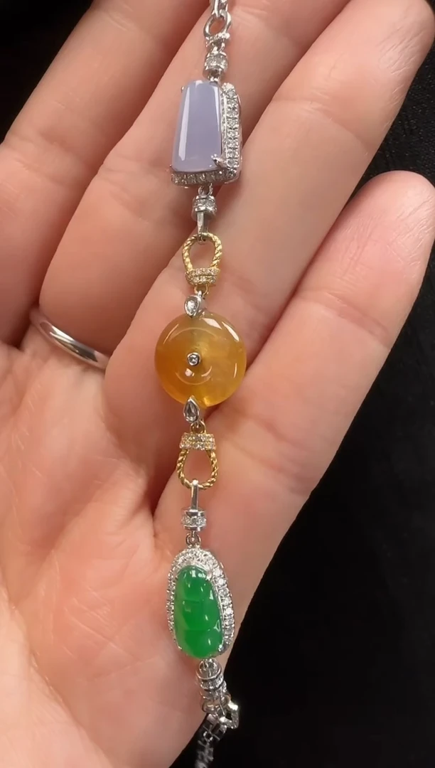 18K金镶嵌手链翡翠536平安扣一条