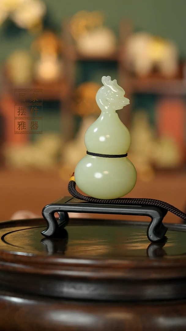 玉《龙头葫芦》摆件