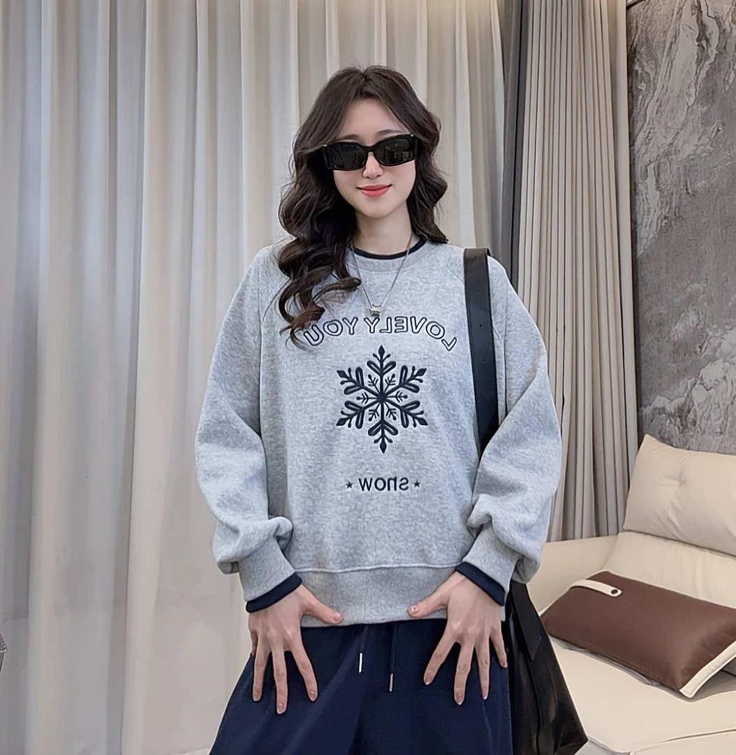 假两件刺绣雪花卫衣时尚休闲加绒圆领百搭慵懒风韩版秋冬宽松